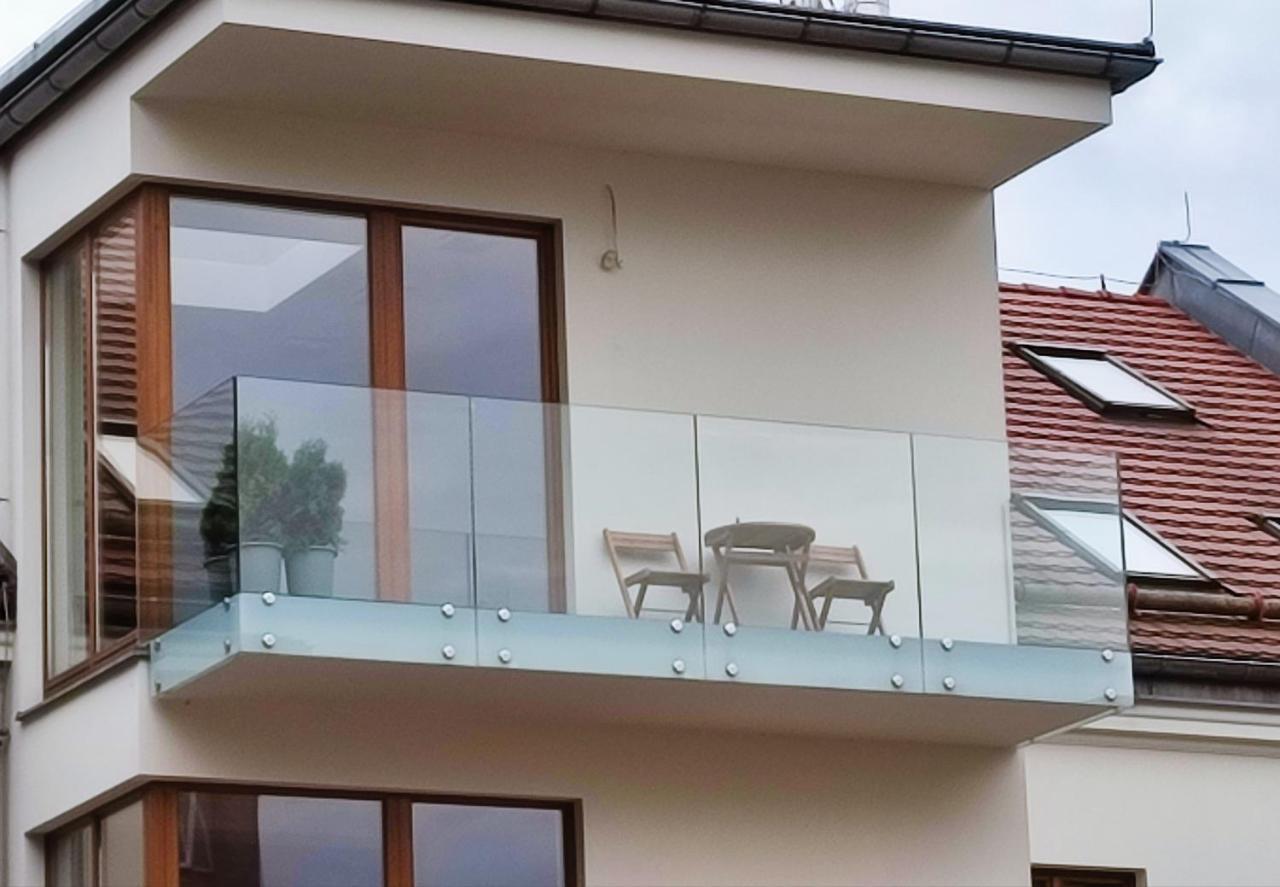 Apartament"Nad Niwka 6" Z Zamykanym Bezplatnym Parkingiem Bielsko-Biala Exterior foto