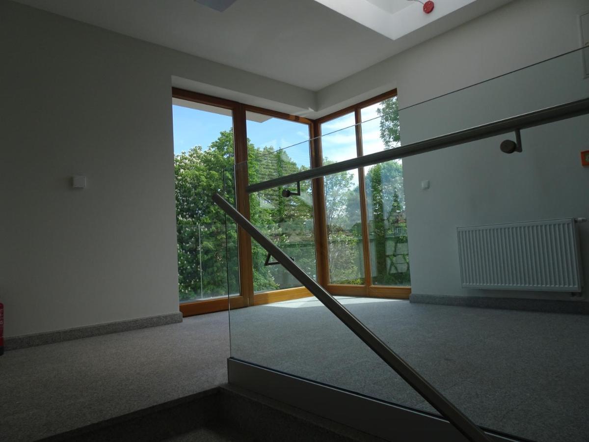 Apartament"Nad Niwka 6" Z Zamykanym Bezplatnym Parkingiem Bielsko-Biala Exterior foto